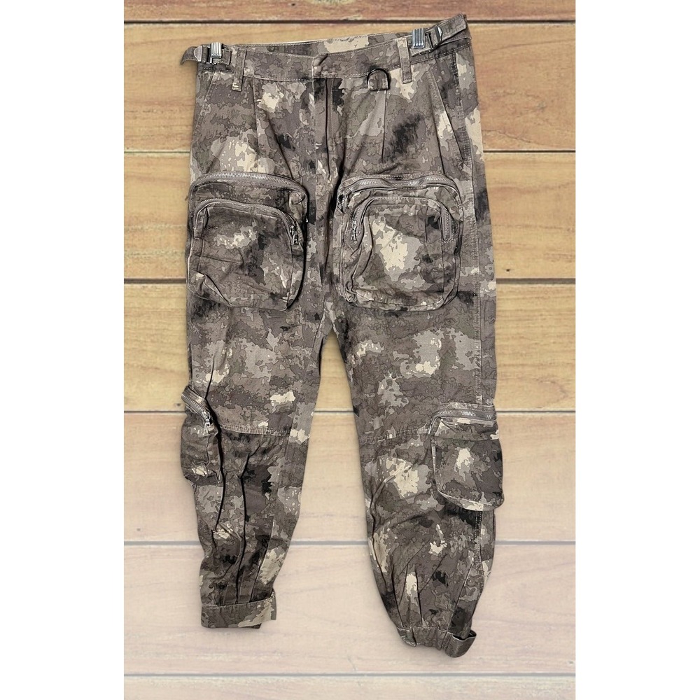 MNML Multi Pocket Desert Paratrooper Pants Size M Cargo Camo Military Grunge